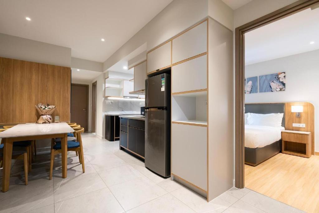 Lusso Suites - D1Mension & Zenity Residence, Sg'S Heart ホーチミン市 エクステリア 写真